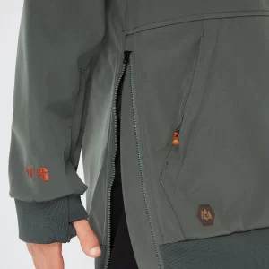 Protest Anorak “ PRTCLEYTON JR In Huntergreen 19