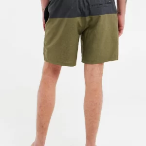 Protest Beachshorts “ PRTFORTA In True Black 11