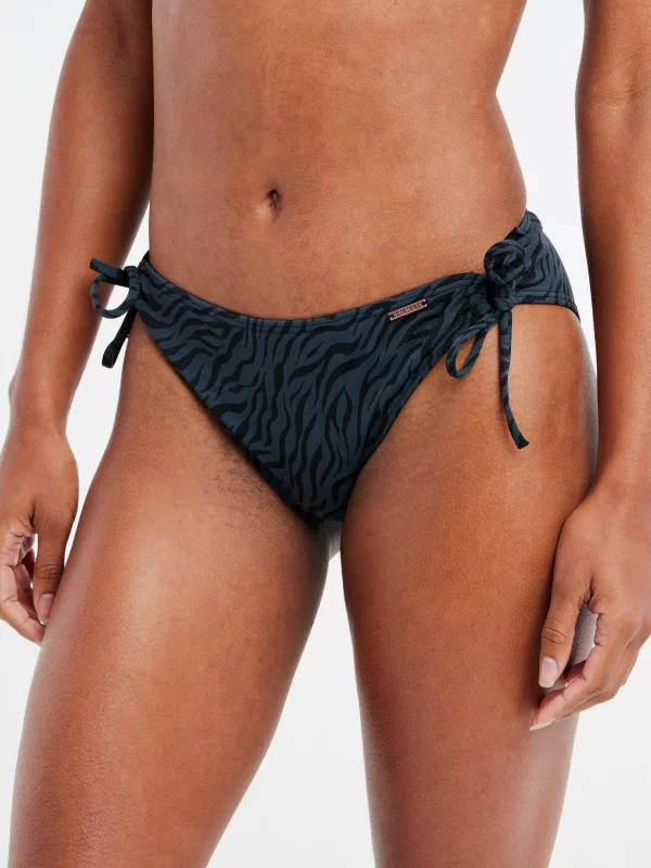 Protest Cheeky Bikini-Hose “ MIXKANDY 23 In True Black 7